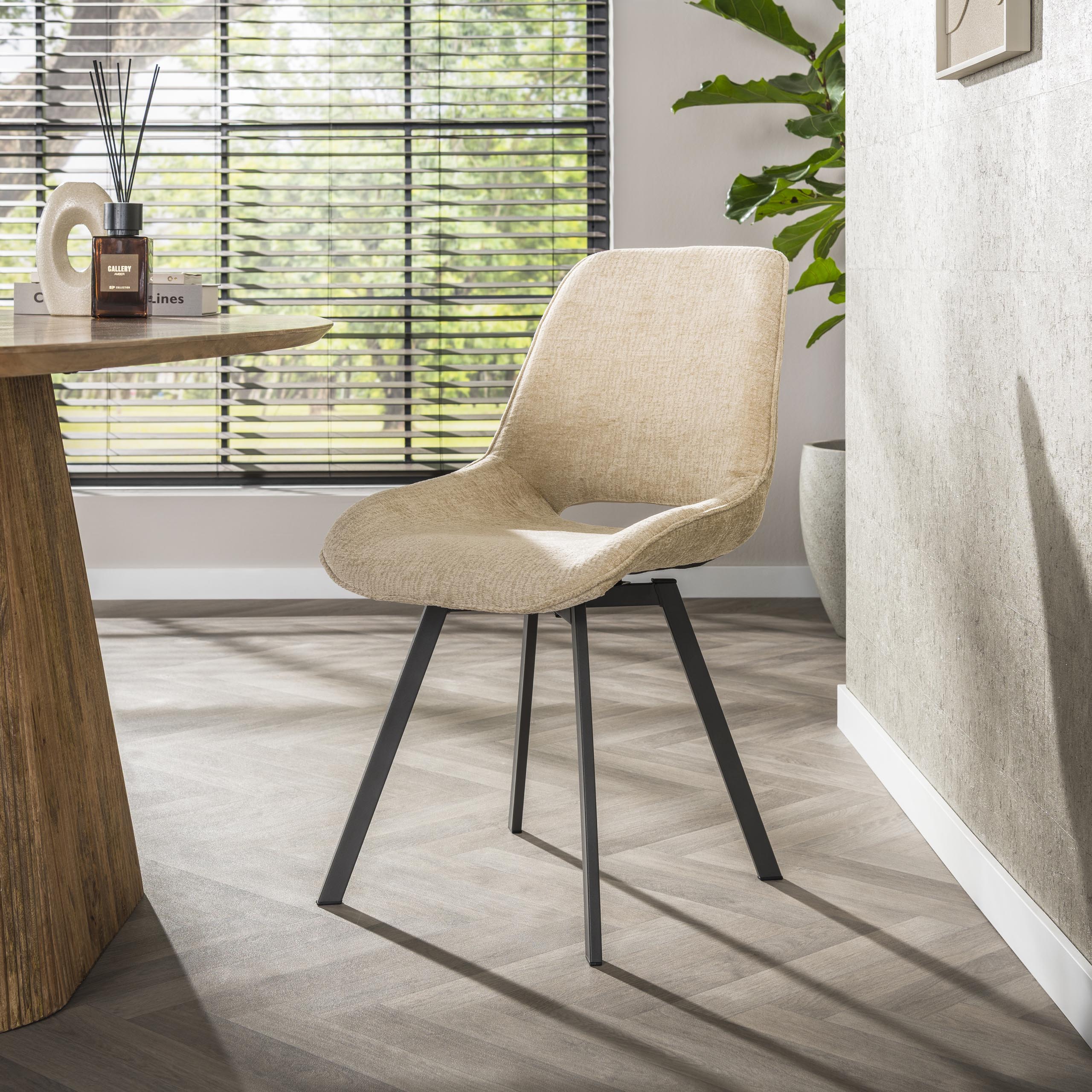 Silla giratoria Jaroq - embalada por 4 - Color arena