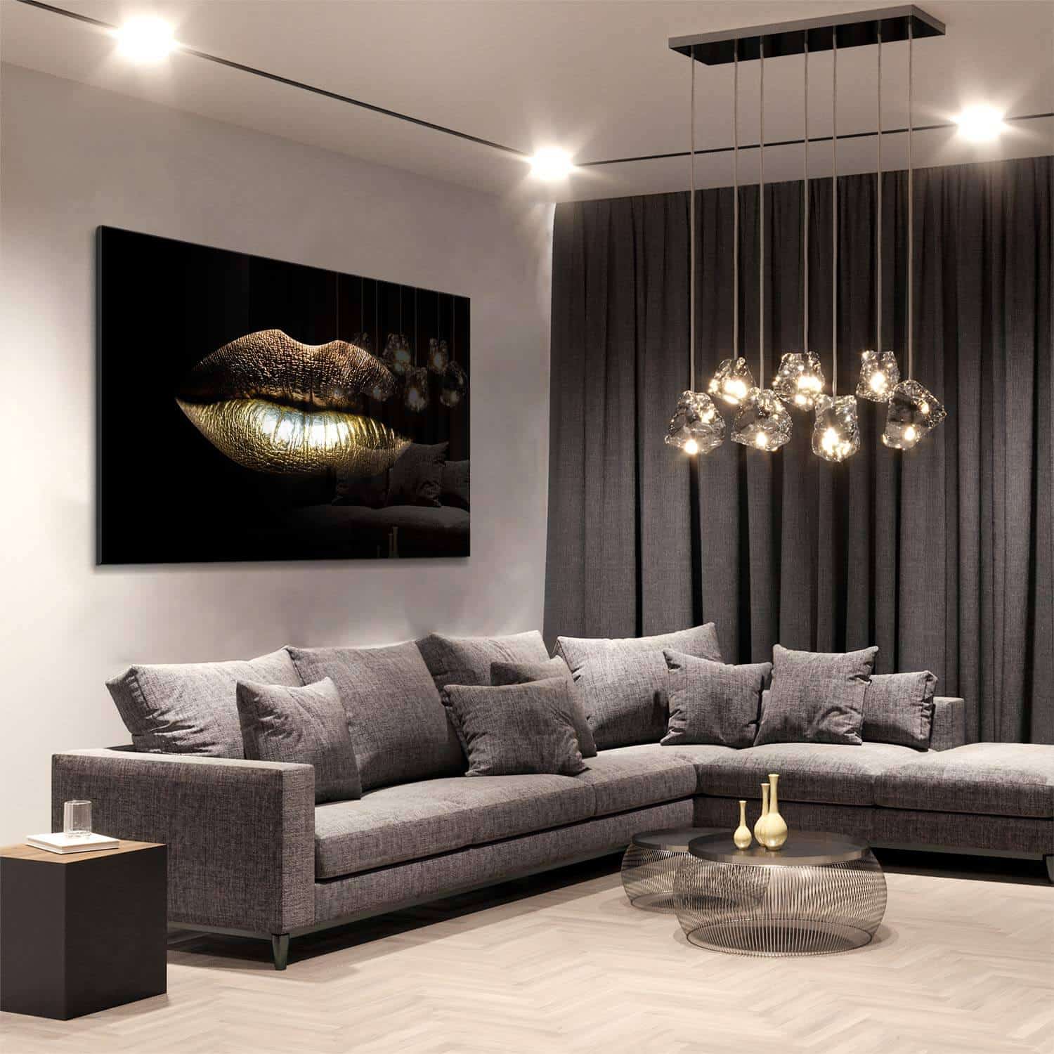 Golden Lips – Glass