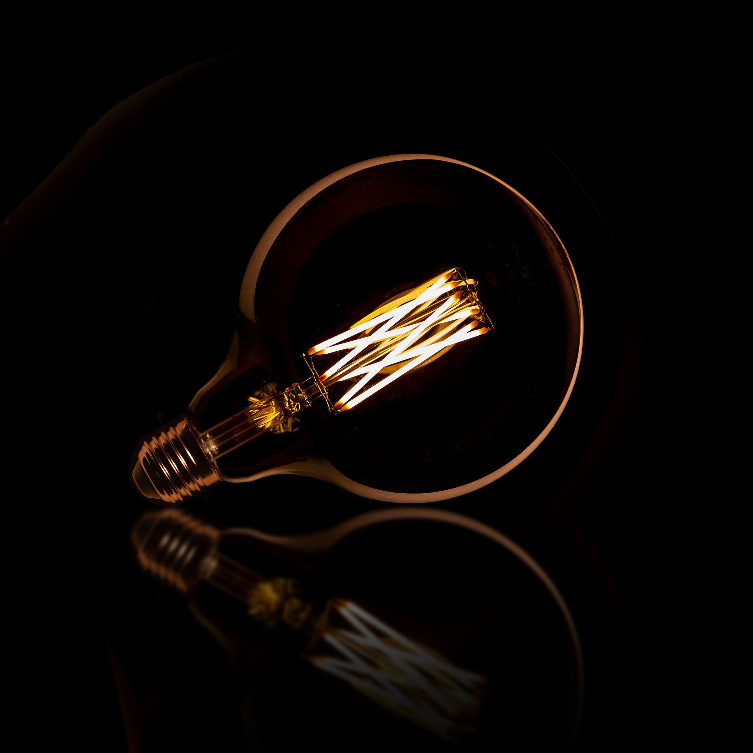 Light source LED [G125] filament bulb Ø12.5 - E27 6W dimmable / Amber glass