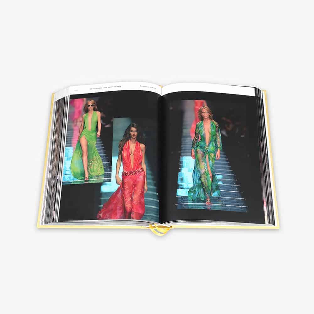 Pasarela Versace - Libro de moda