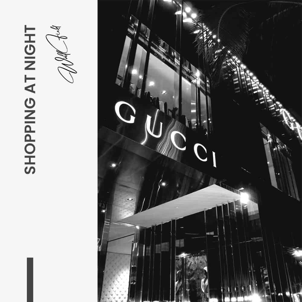 Shopping at Night – Vidrio