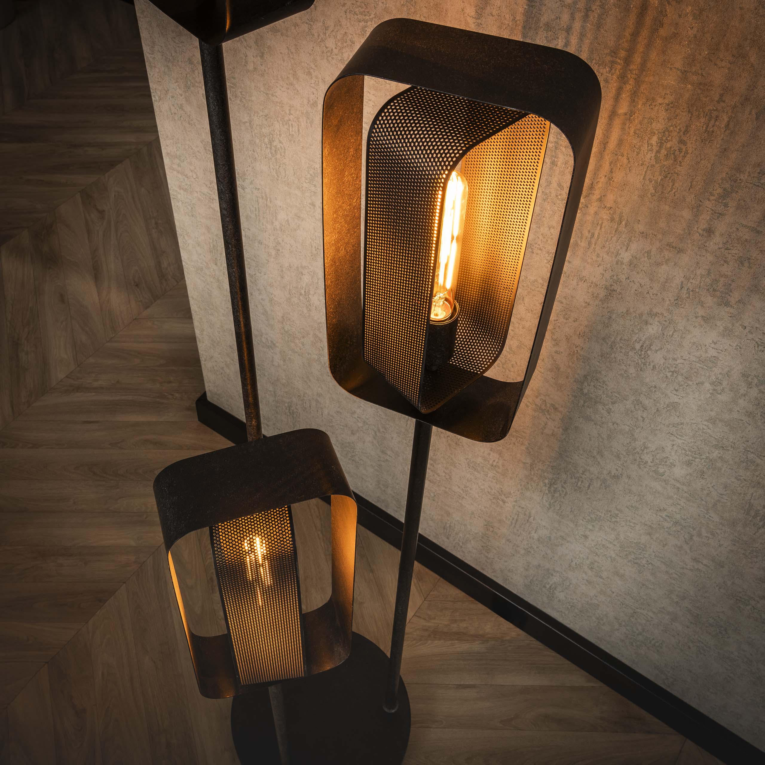 Floor lamp Mesh Rotate stepped 3-light Artic black