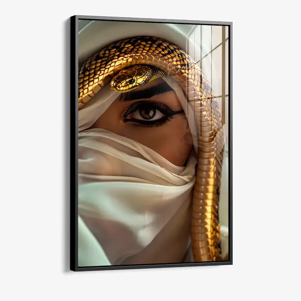 Golden Snake – Glass