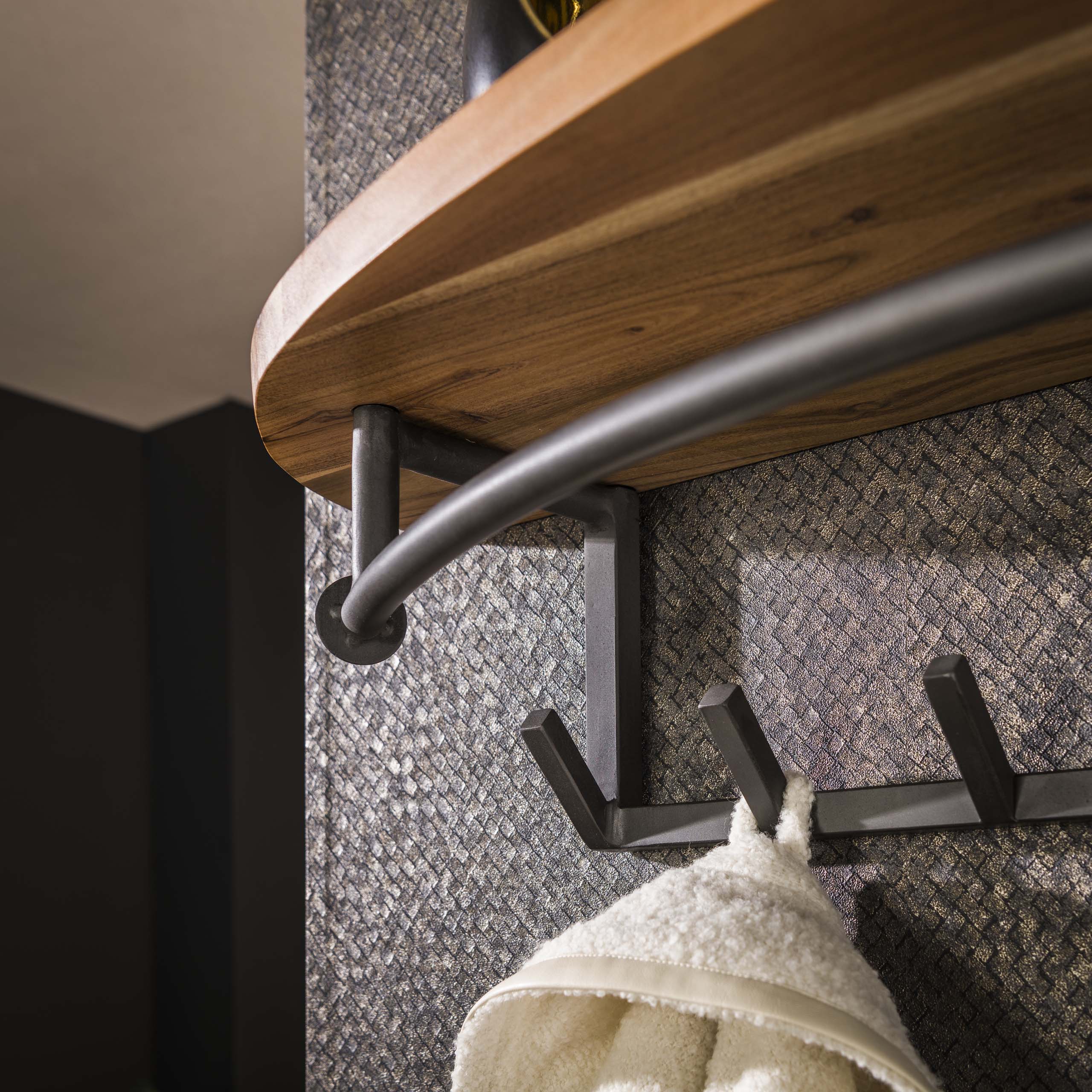 Coat rack round 8 hooks parcel shelf / Solid ac