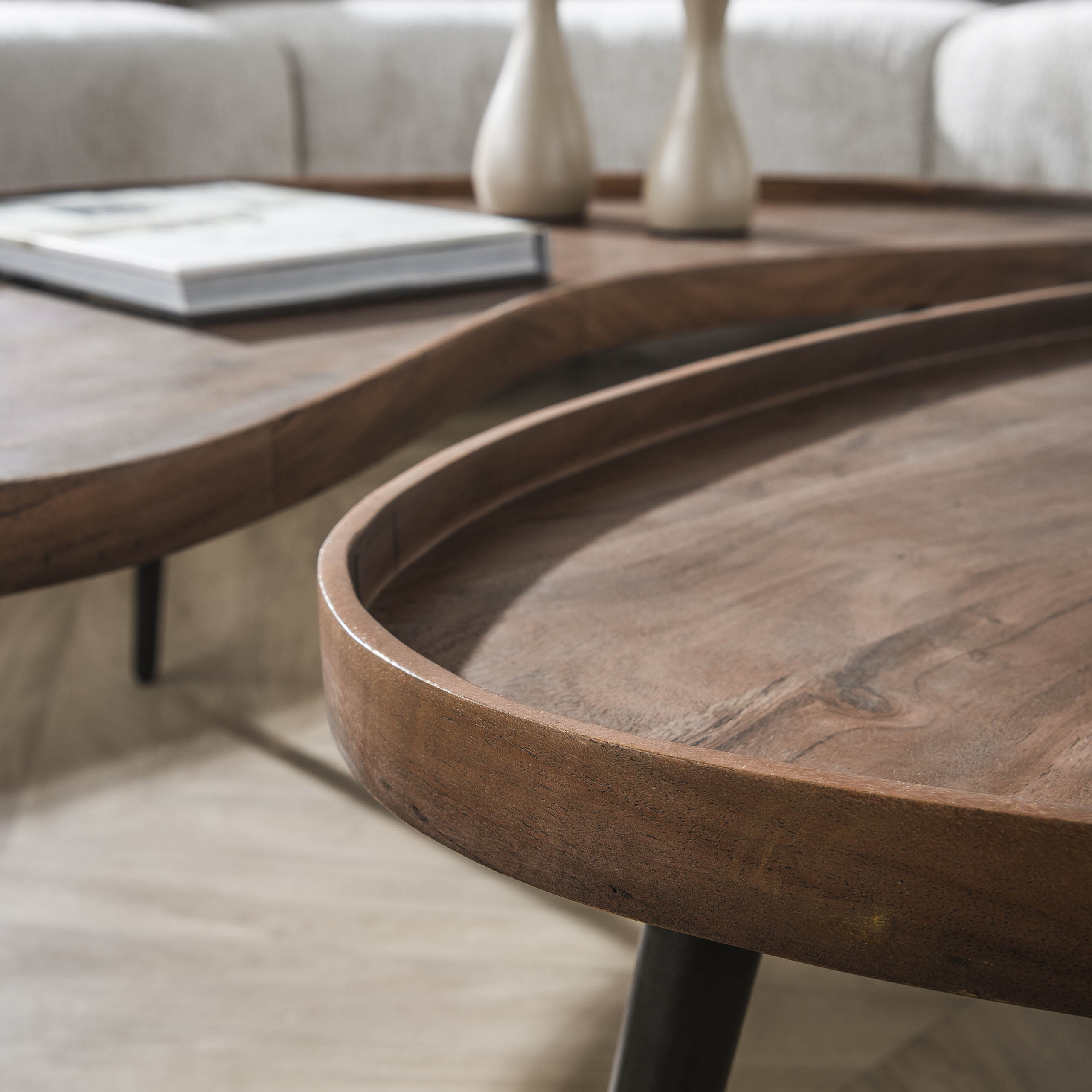 Coffee table Carve organic - set of 2 - acacia brown