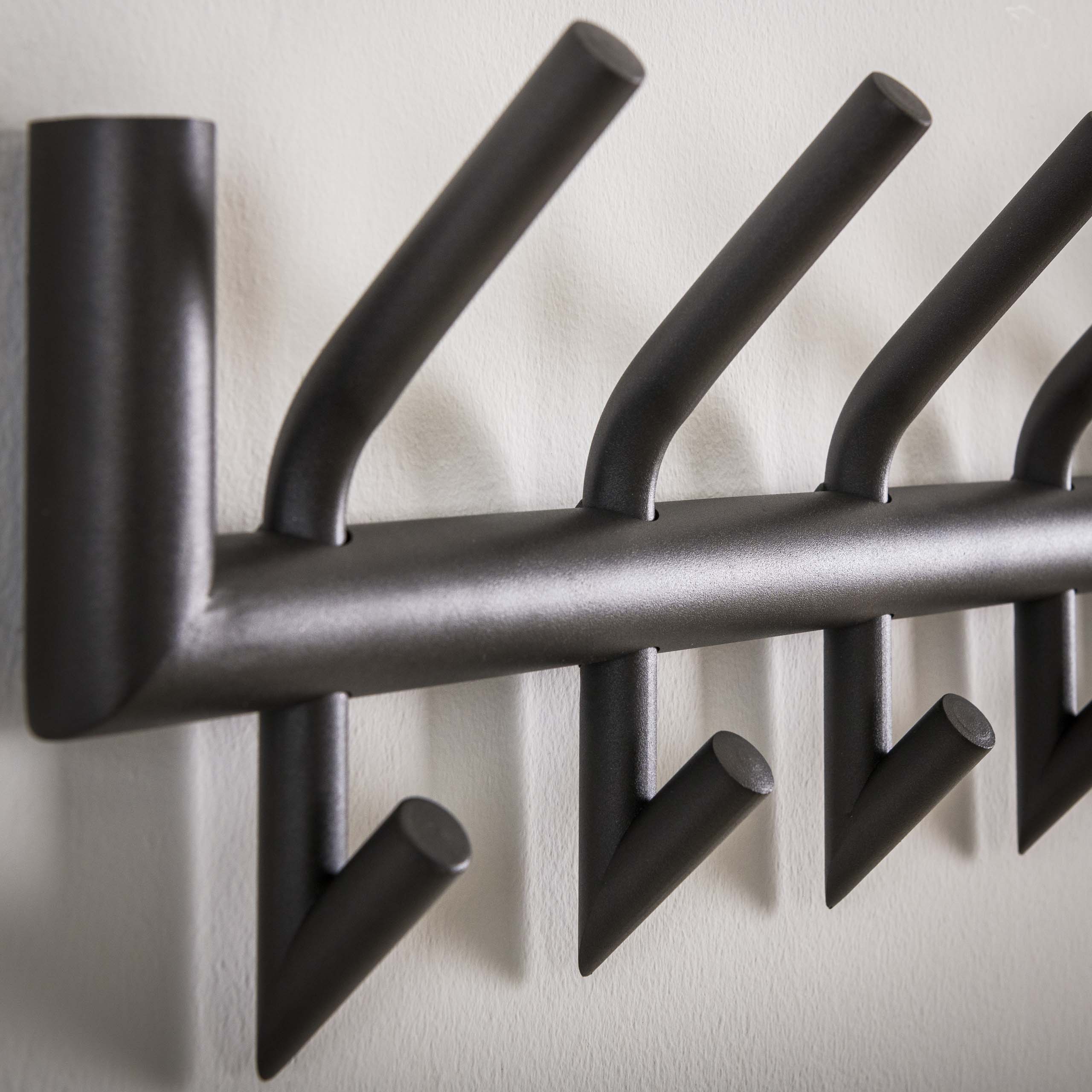 Wardrobe 2x8 angled round shower / Dark gray Matt