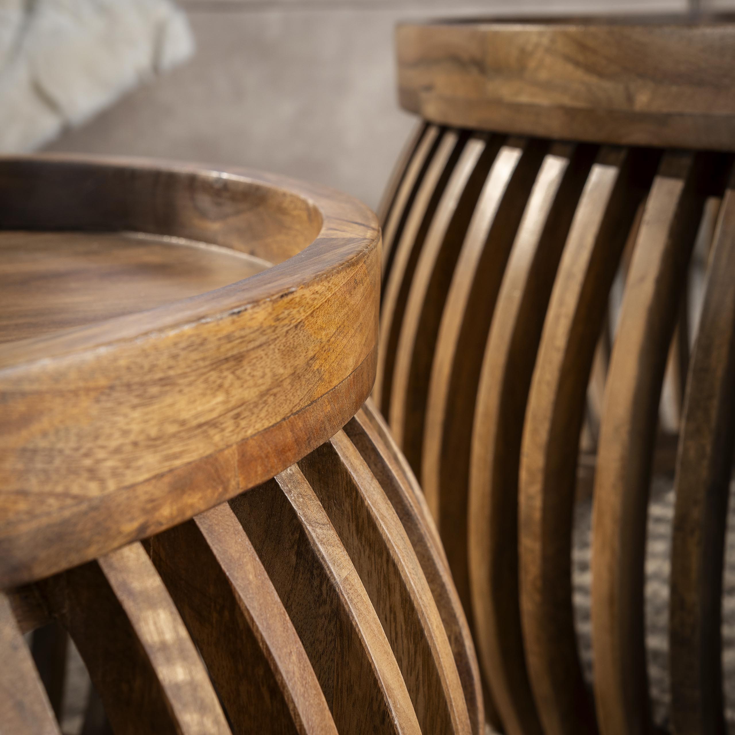 Coffee table Tweak Curve - set of 2 - Solid mango sand