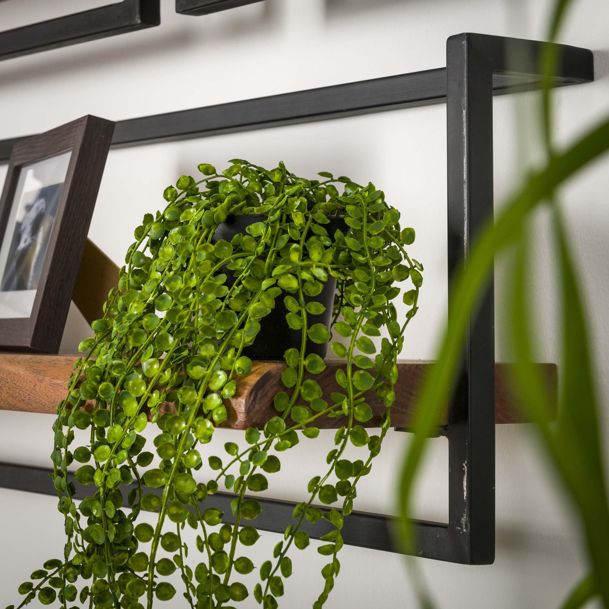 Estante de pared Rivé 65cm