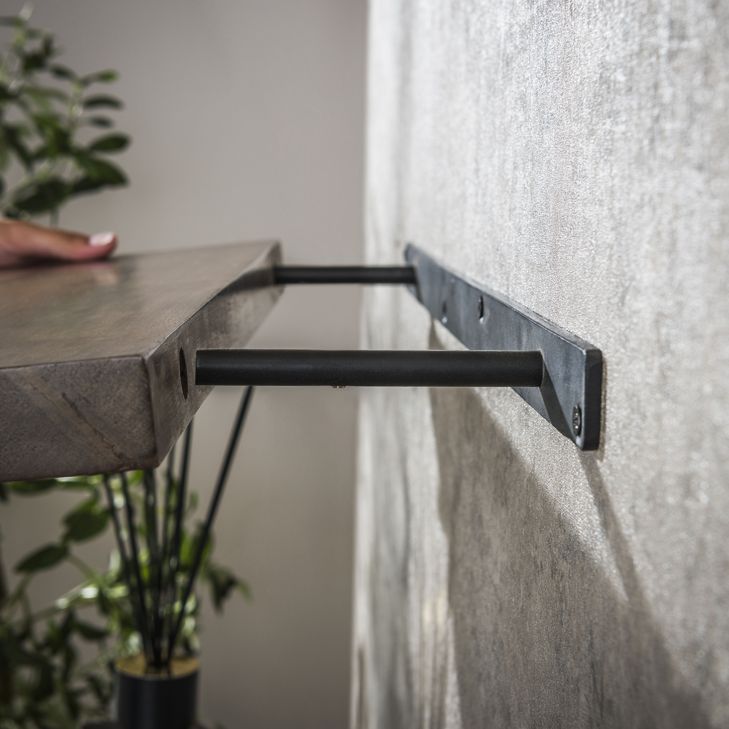 Wall shelf Carve 60 cm - Solid acacia brown