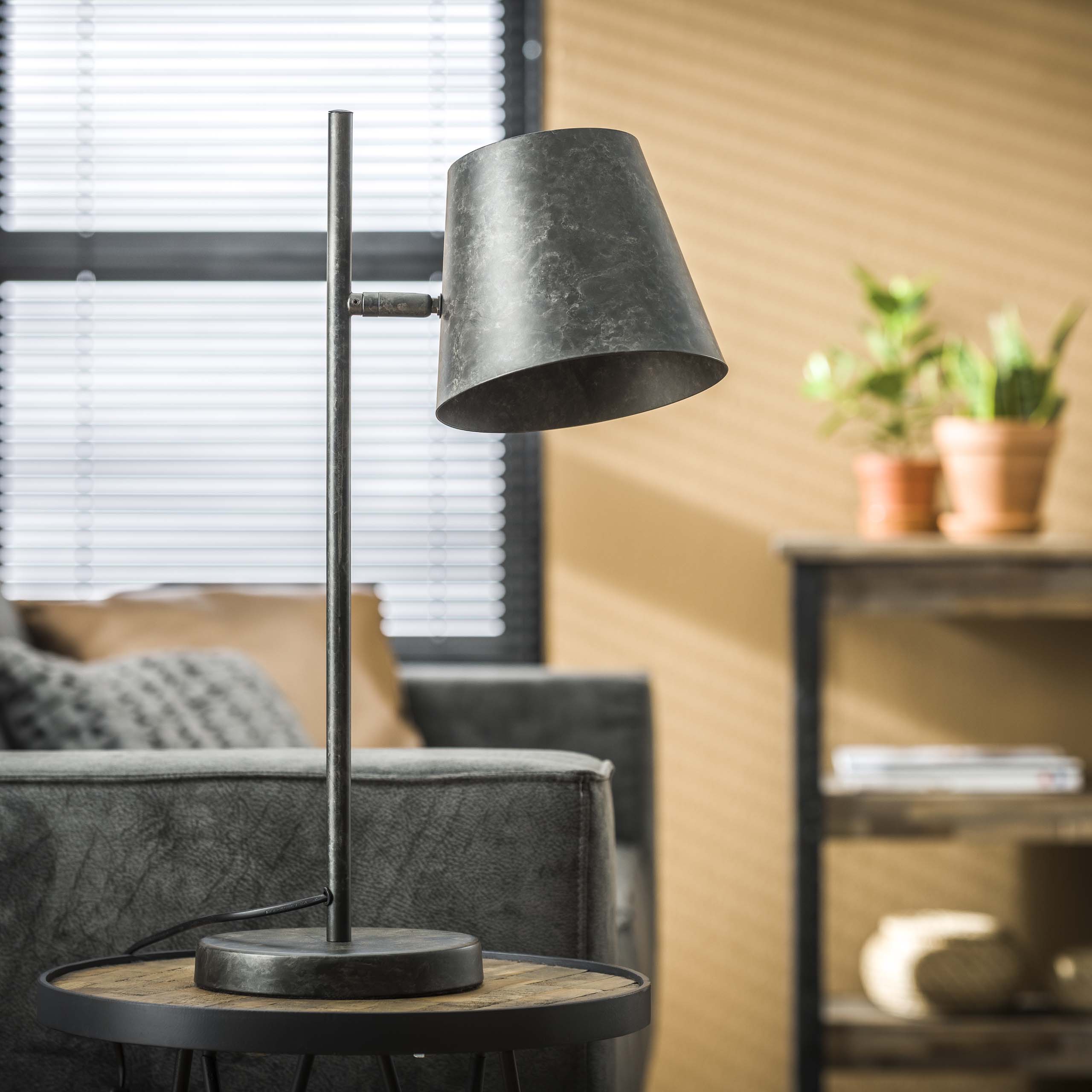 Table lamp 1L adjustable metal shade / Charcoal