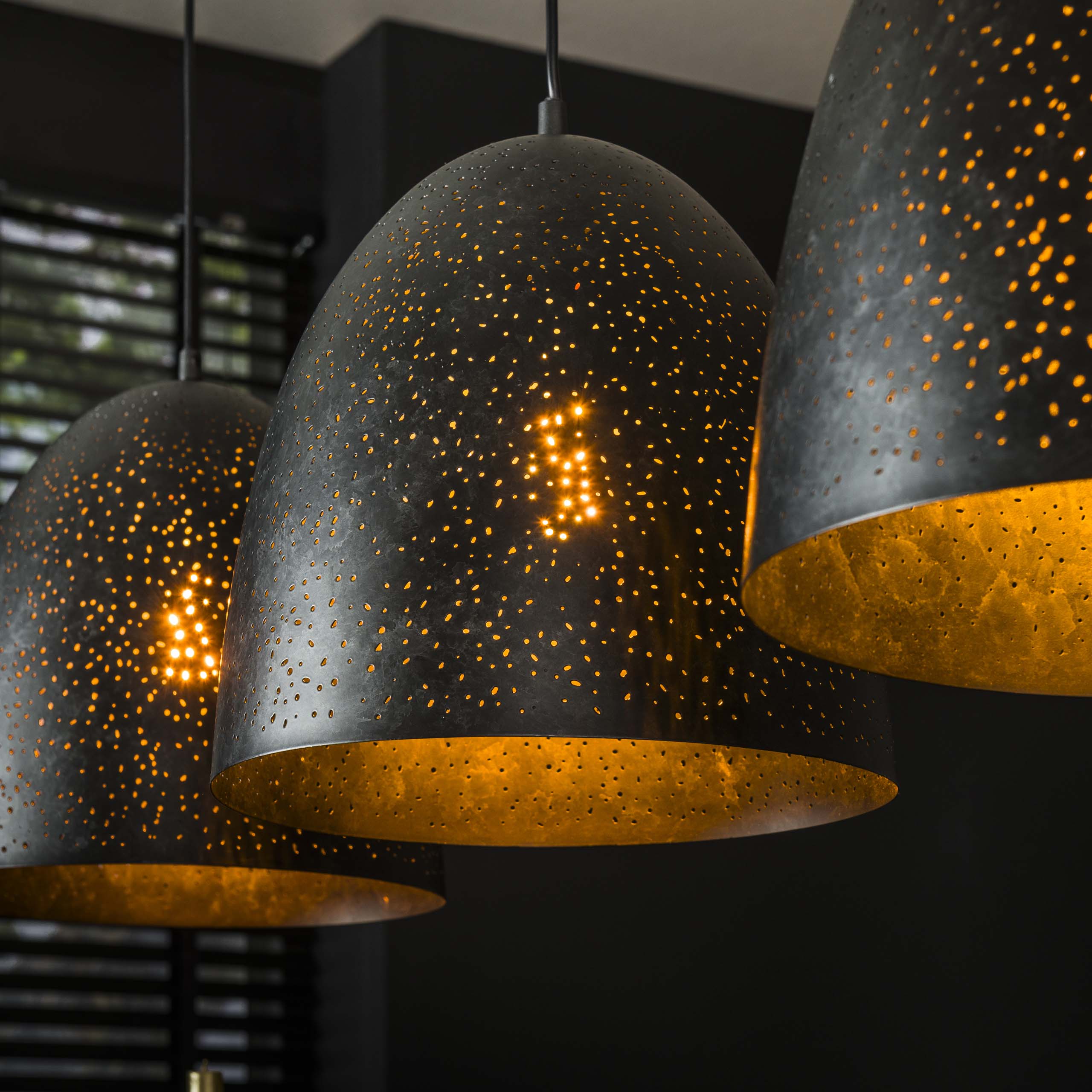 Lámpara colgante cosmos 3L / Carbón