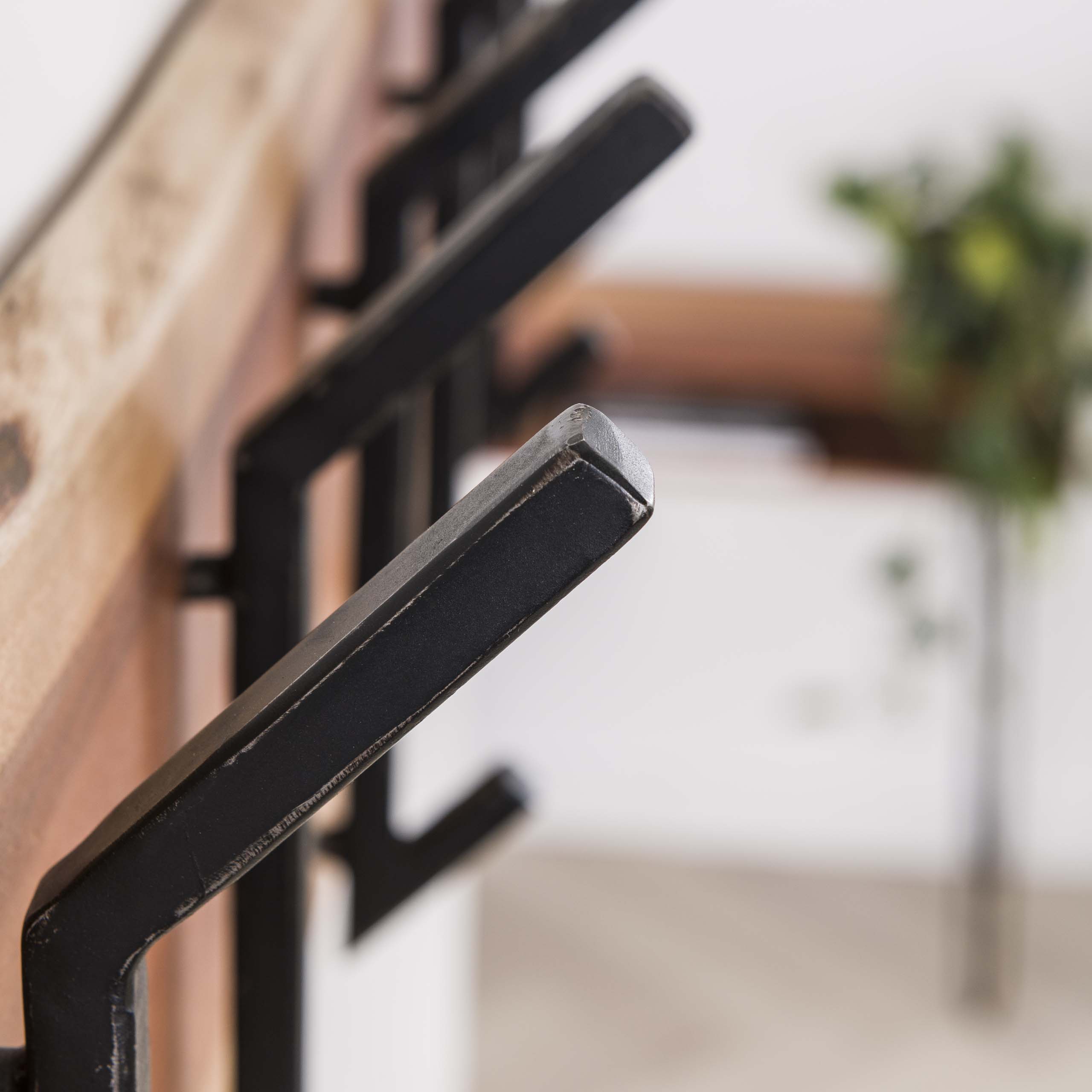 Coat rack Edge 2x6 hooks - Solid acacia