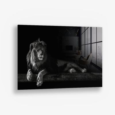 Horizontal Lion – Vidrio
