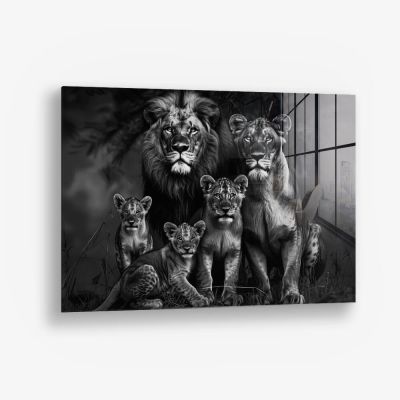 The Lion Family II – Vidrio
