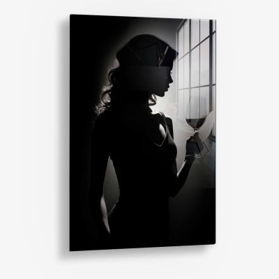 Woman Noir – Vidrio